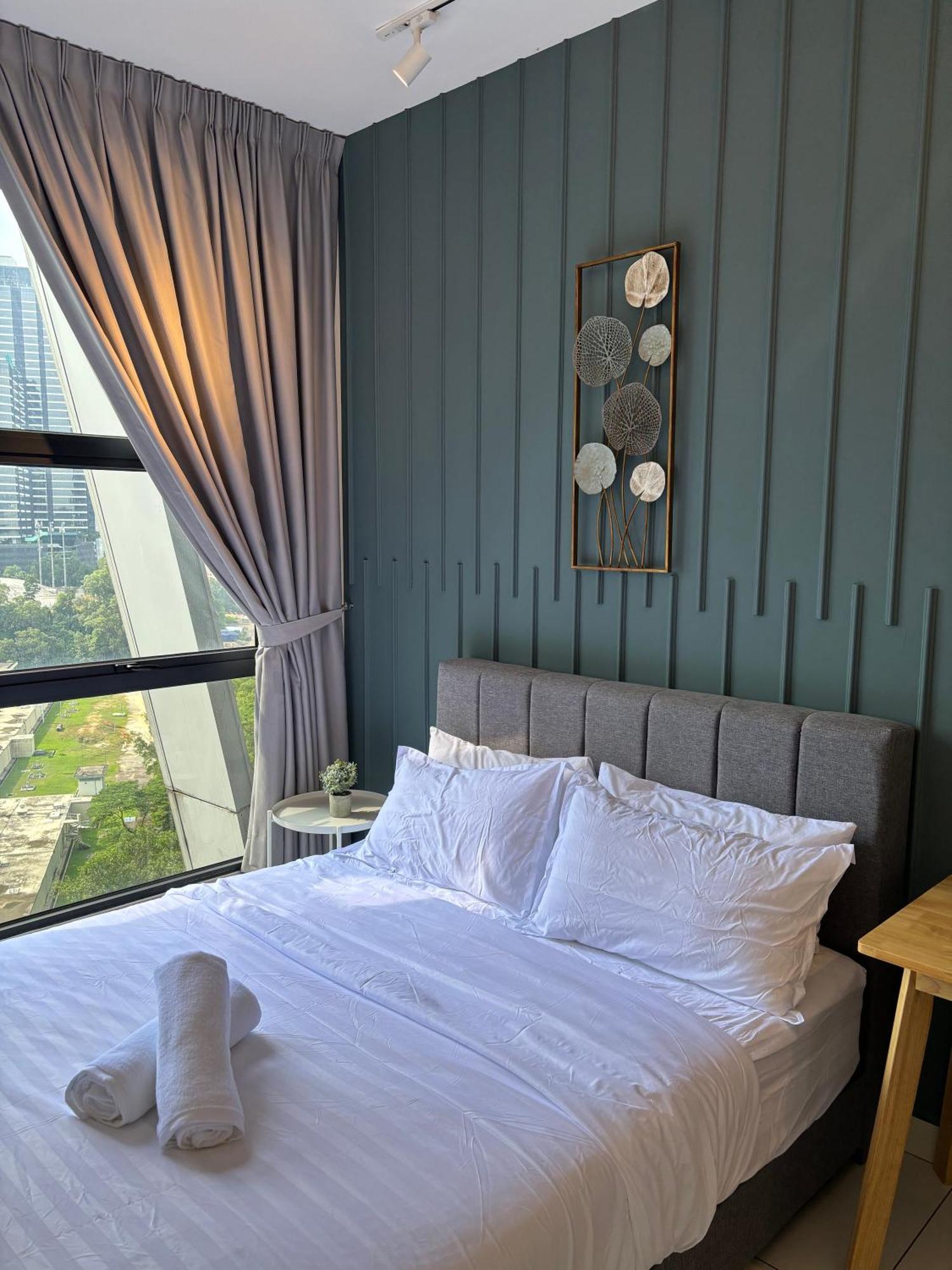Modern Suites IArte@Mont Kiara I2B1.5B I3 PAX Kuala Lumpur Zimmer foto