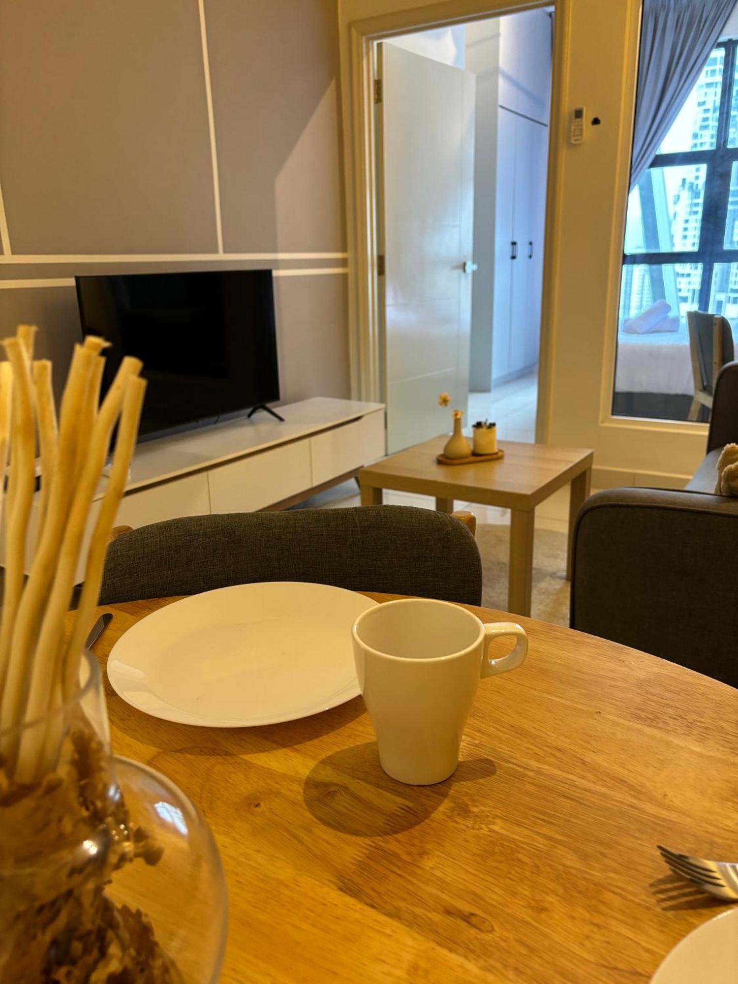 Modern Suites IArte@Mont Kiara I2B1.5B I3 PAX Kuala Lumpur Zimmer foto